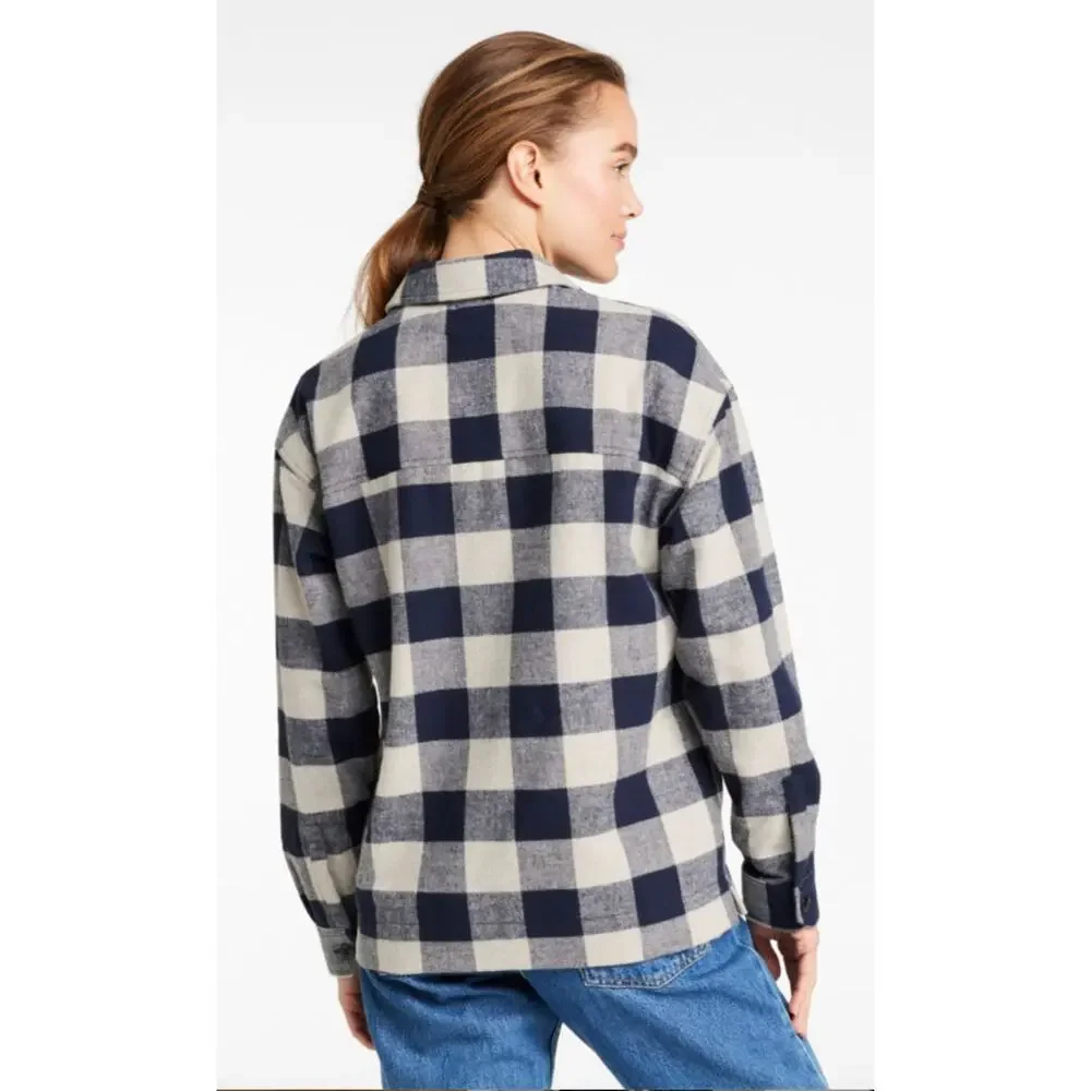 L.L. Bean Signature Chamois Shirt-Jacket Shacket Navy White Plaid Womens L